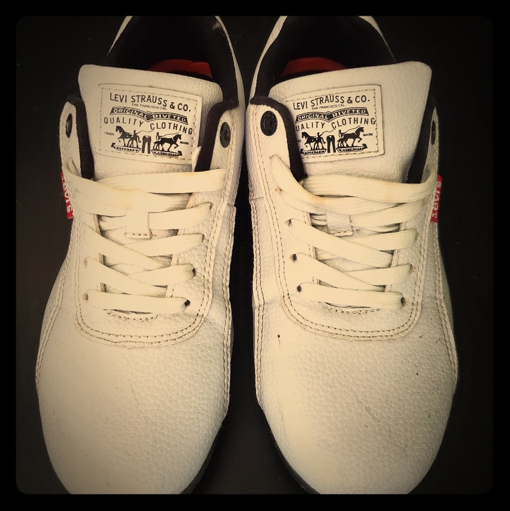 White Levi's Shoes